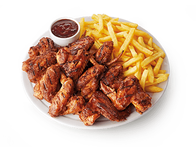 Chicken Wings with dipping sauce and chips